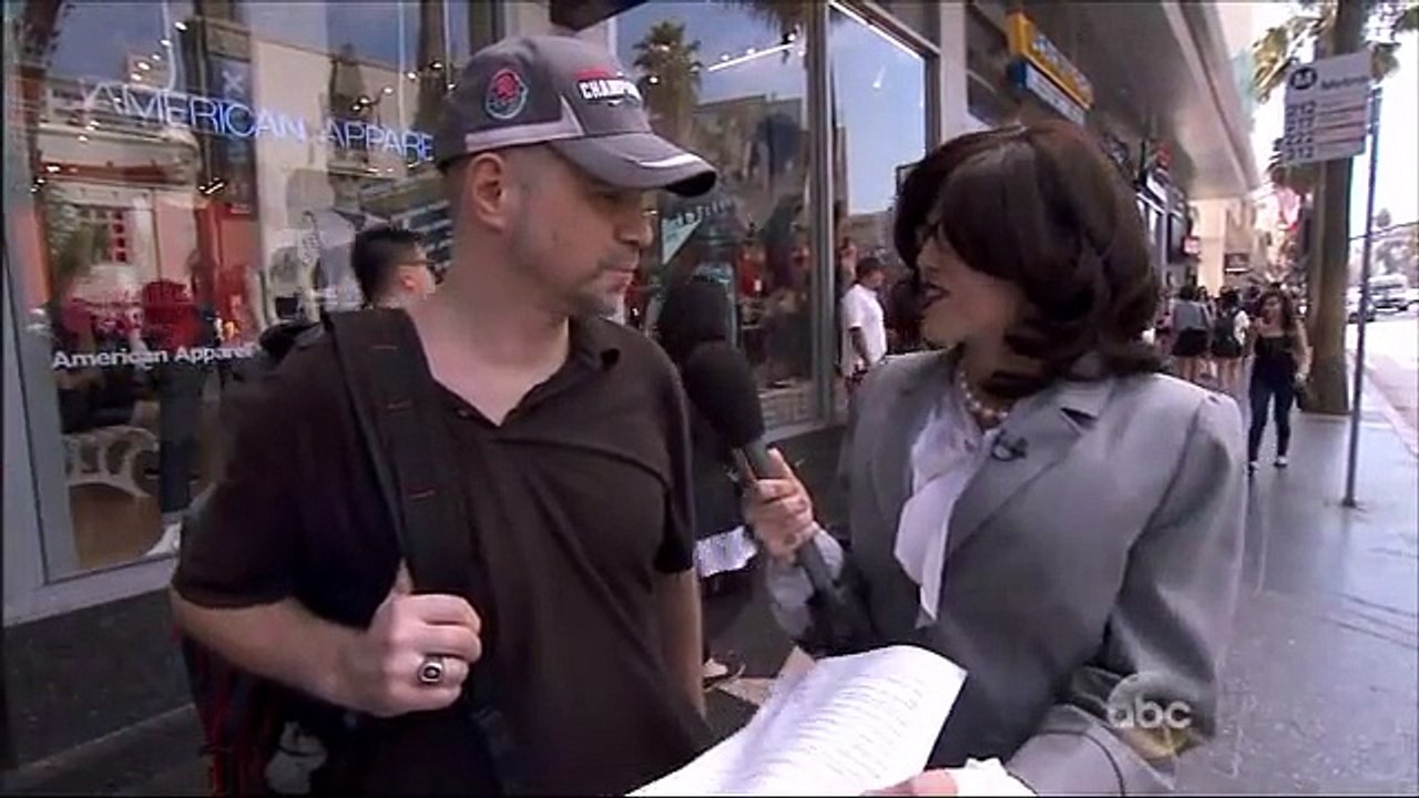 Miley Cyrus se deguise pour Jimmy Kimmel