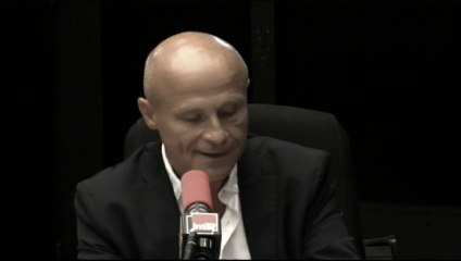 Quand Olivier Poivre d'Arvor cherche du travail dans les radios