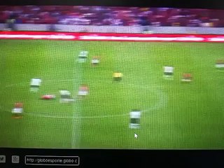 Paolo Guerrero salió lesionado en el Flamengo por Copa de Brasil