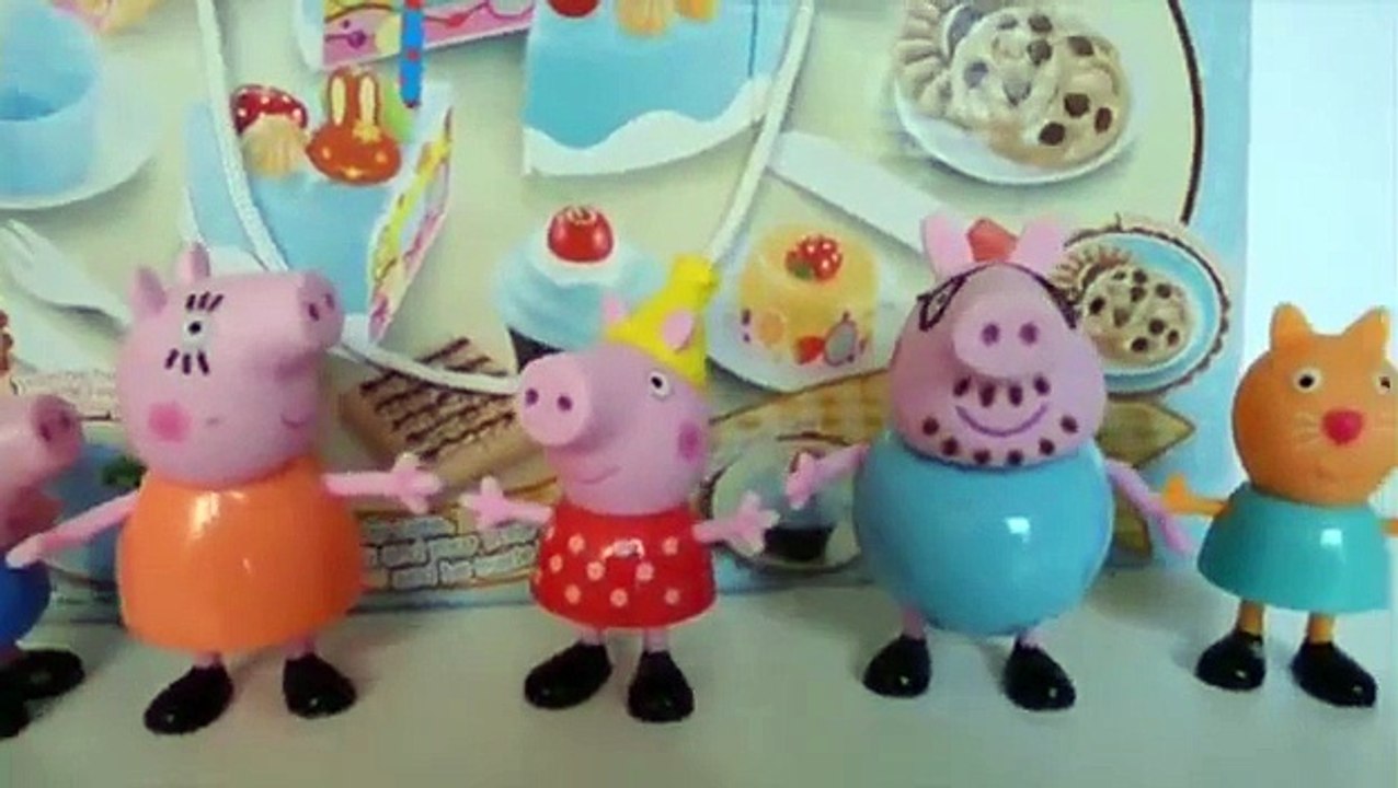 YTPBR   Pai de família peppa pig abrindo oco de aniversário !!!