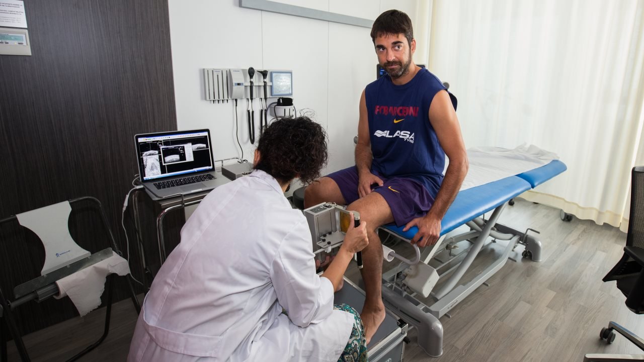 Inici amb revisions mèdiques al Barça Lassa de bàsquet / Inicio con revisiones médicas en el Barça Lassa de baloncesto