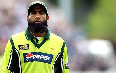 Mohammad Yousuf Excellent Inning against England at Lords Ground 2006