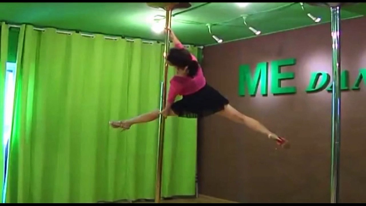 Chinese pensioner shows off award-winning pole dancing skills