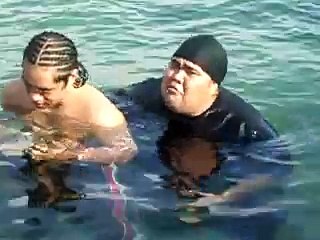 LAUGHiNG SAMOANS