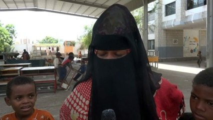 A Aden, les habitants constatent les dégâts de la guerre