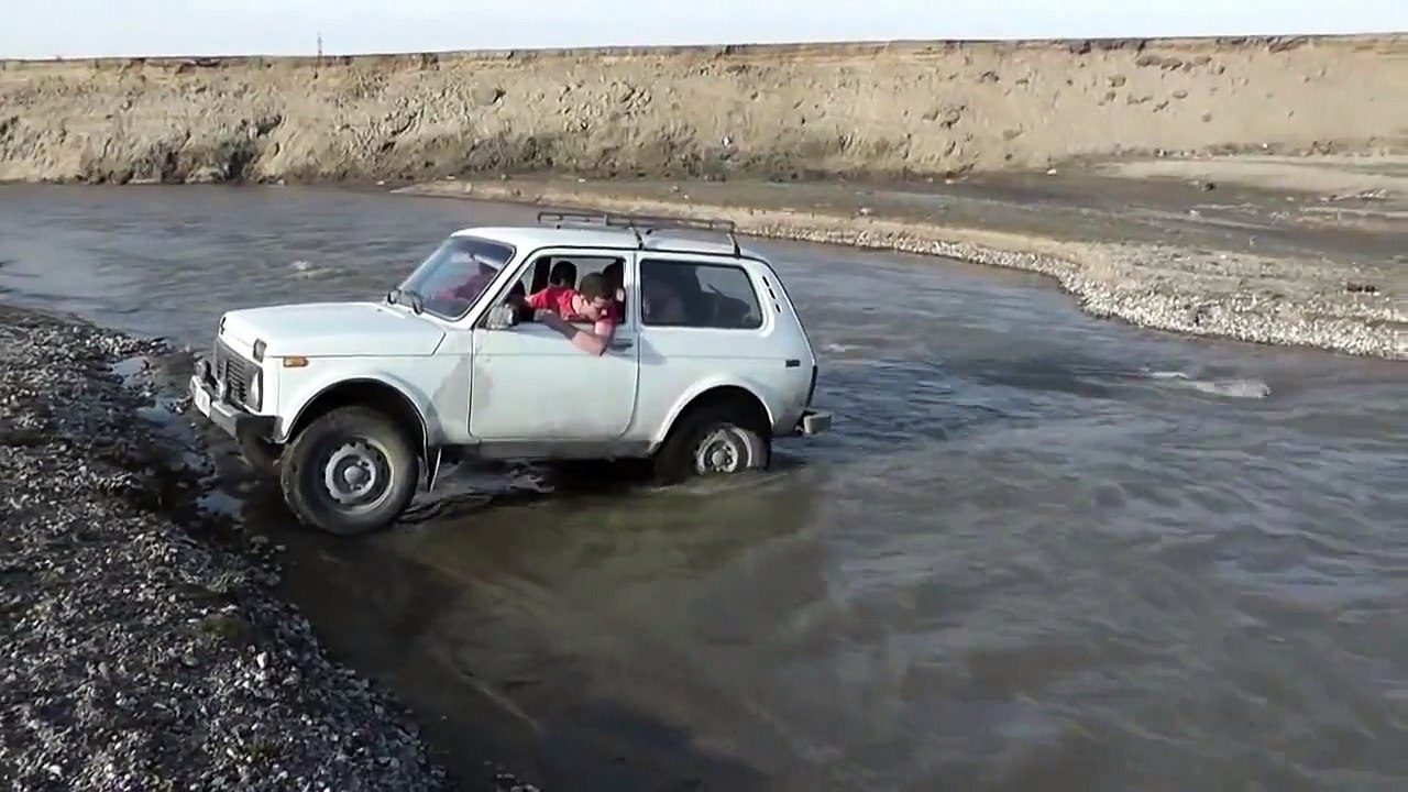 Top Auto Marques 2013 Une sélection de blagues mp4
