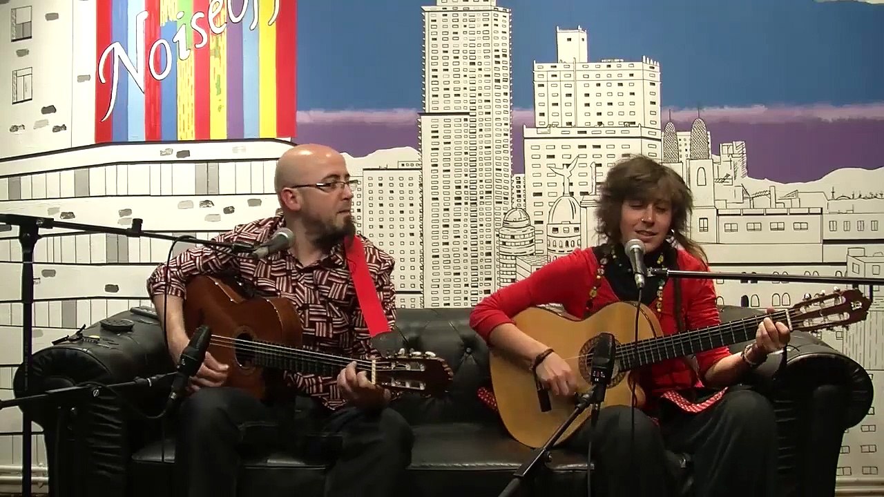 Ara Musa Honra - Siento