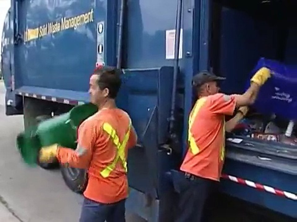 Mighty Machines - All About Recycling