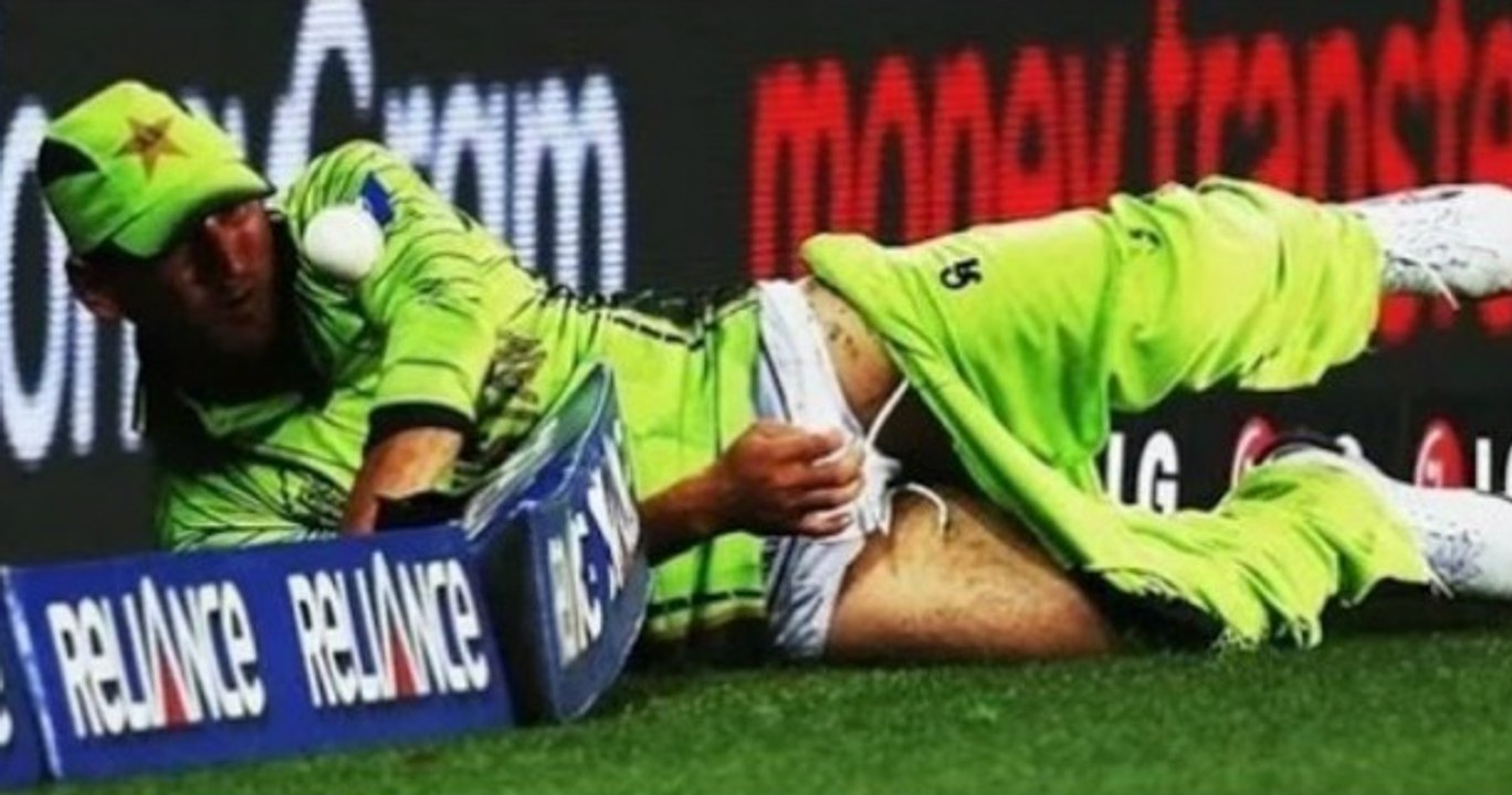 {NEW} Most Funniest Moments History of Cricket 2015 | HD