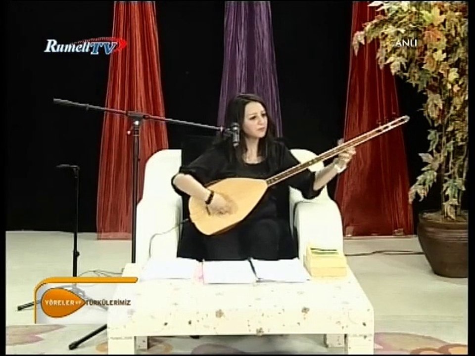 Mine Gez - Evlerinin önü mersin ..