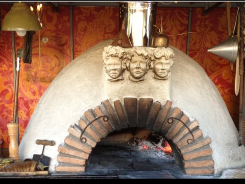 FABRICATION FOUR A BOIS EN BRIQUE REFRACTAIRE