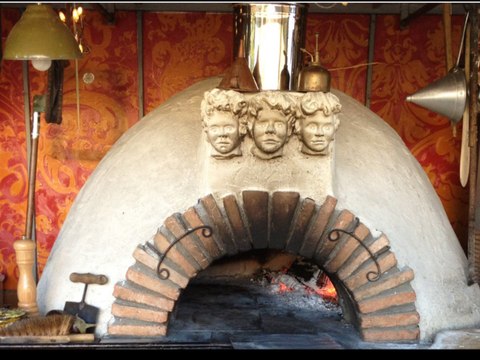 FABRICATION FOUR A BOIS EN BRIQUE REFRACTAIRE