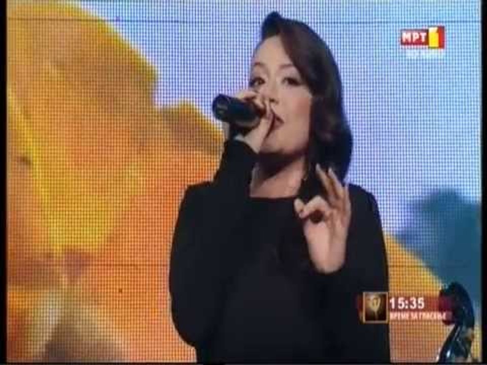 Elena Risteska - Po drum odam majce (gostin na Cvetnici 2014)