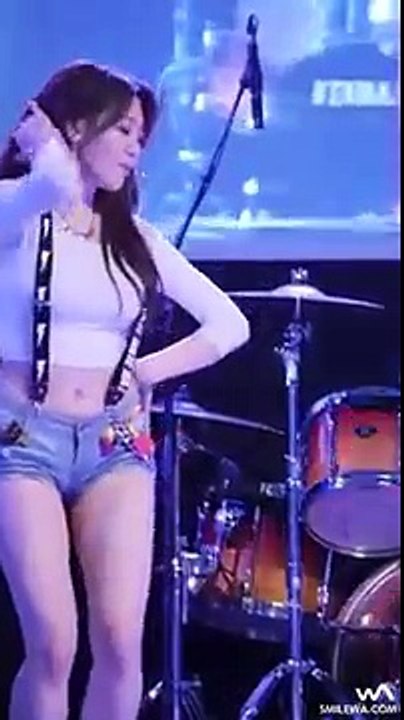 Hot!!! Bambino Dance