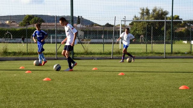 Séance d'entraînement du CALVISSON FOOTBALL CLUB