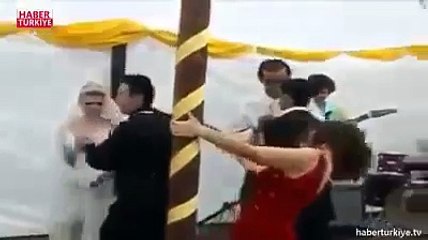 dügünü bir birine katan kadın