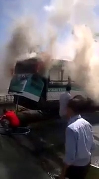 Maroc : Medina Bus En feu