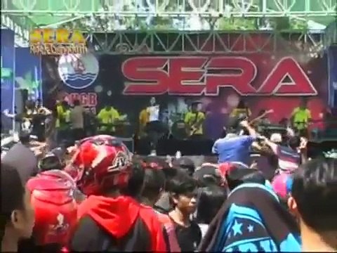VIA VALLEN 'GOYANG DUMANG' SERA TERBARU 2015 - DANGDUT KOPLO