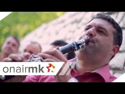 Dzeni Okelo i Koktel Bend Zapej pesna Makedonko