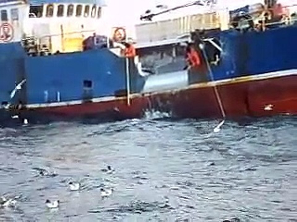 Barco Factoria Chomapi Maru . Pesca Chile