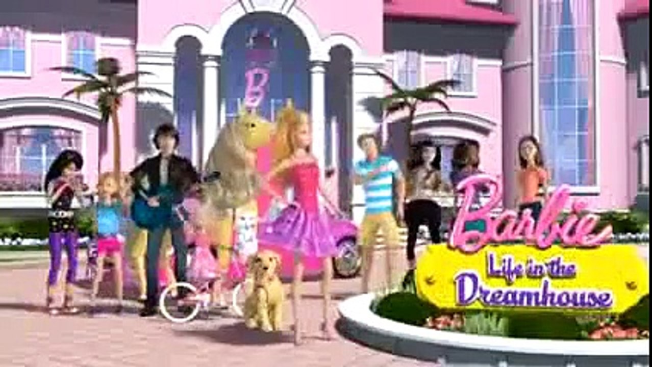 Latin American Barbie™ Life in the Dreamhouse Princesa en el armario
