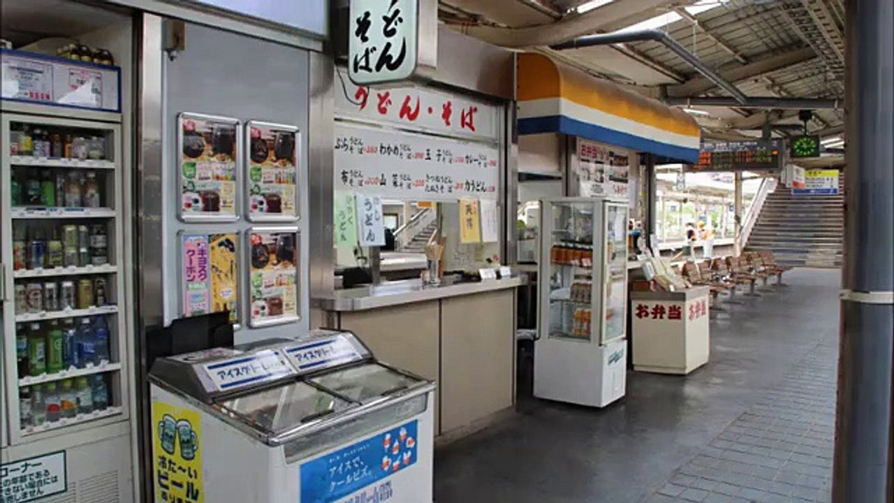 JR和歌山駅　阪和第一食堂　立ち食い　うどん・そば
