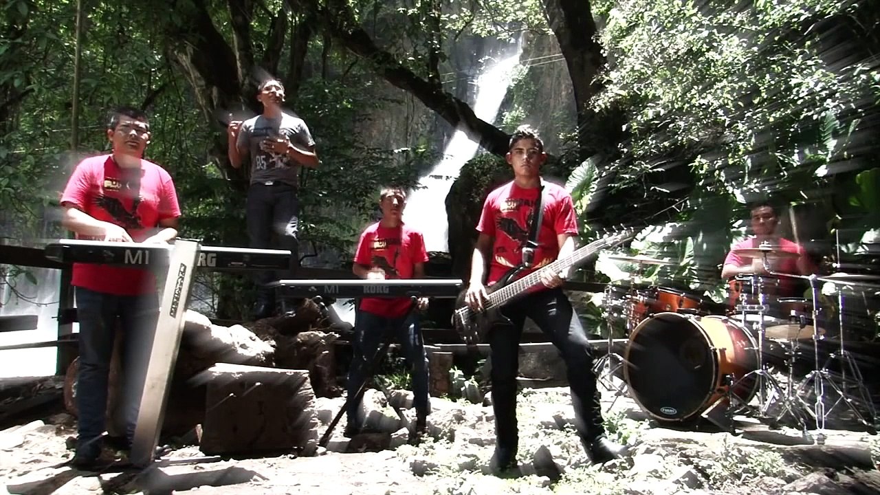 Los Chavos de Tierra Caliente - Vuelve a mi (VIDEO OFICIAL)