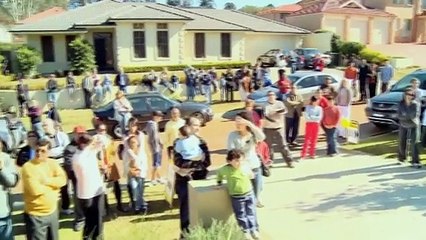 Australian Property Auction....live