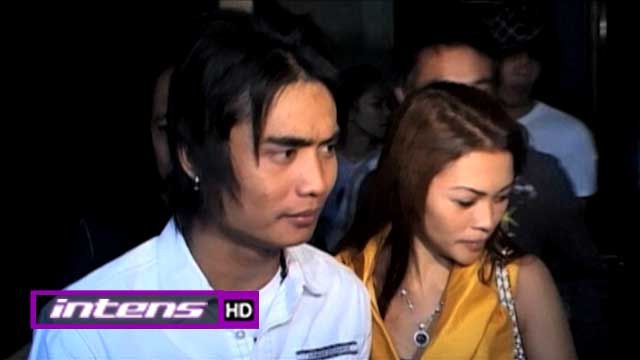 Retaknya Rumah Tangga Charly-Regina - Intens 28 Agustus 2015