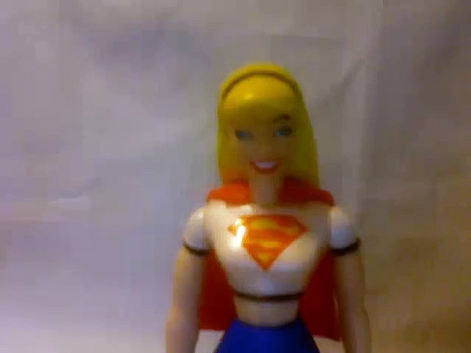 Supergirl (1984) VS Punisher  War Zone (2008)! Marvel VS. DC  CMBC Round 1, Fight 13