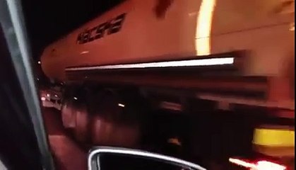 Sleper na felnama Zrenjaninski put - Semi trailer truck driving on  rims