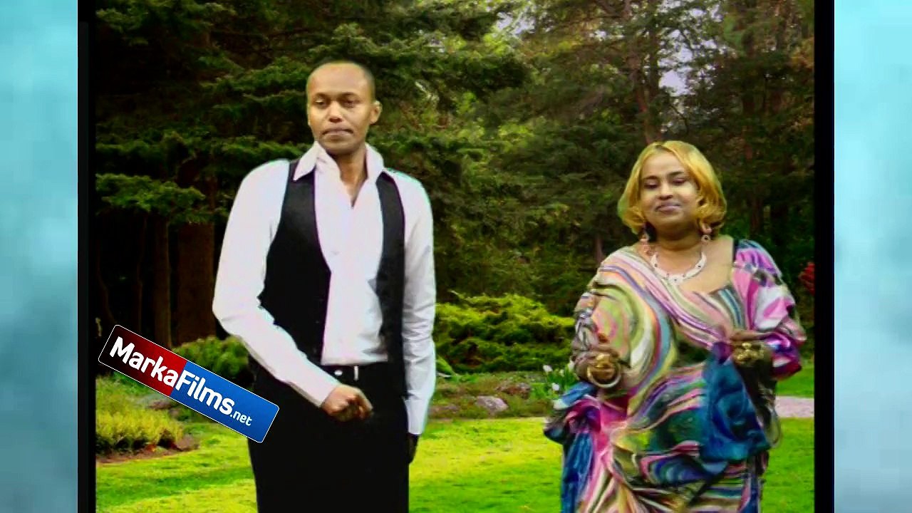 Somali Music Song Waxa oori dhaqi By Maxamud Amoore iyo Aamina Dhool