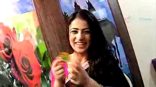 Ishani Ne Banayi Apne Bhai Ke LIye Rakhi - 28 August 2015 - Meri Aashiqui Tum Se Hi