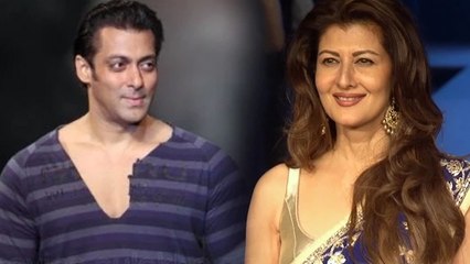 Salman Khan's Ex Girlfriend Sangeeta Bijlani In HOT SAREE @ Lakme Fashion Week
