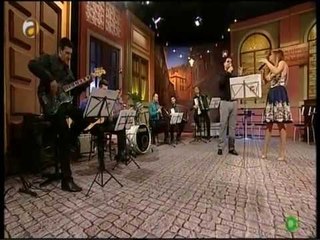 Bobi Amadeus i Zuica lazova - Peam da ne zaplacam