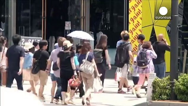 Japanese consumers still not spending enough