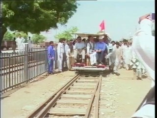 Shabbir Ibne Adil, PTV, News Report: Khokhrapar border (English, 2004)
