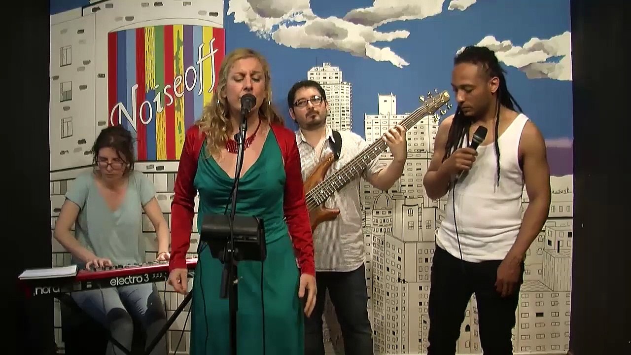La Niña del Cabo - Hombre Perfecto