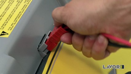 SWL 900 700 - walk behind sweeper Pakistan