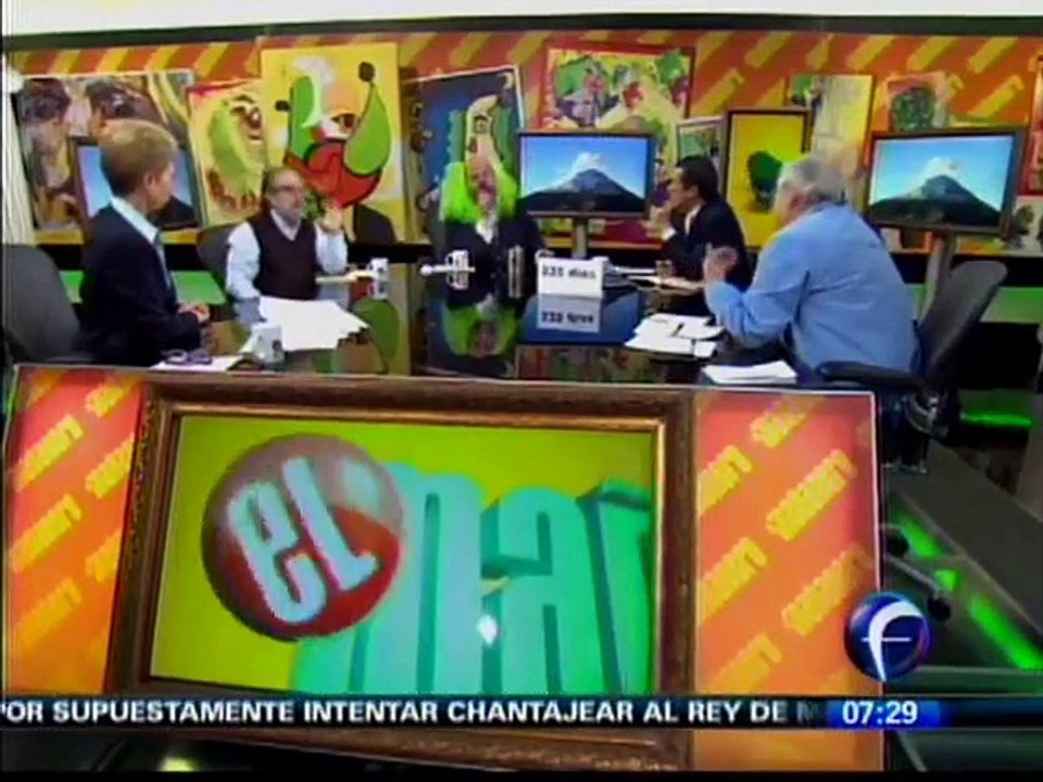28.08.2015 Debatitlán, Los Caballeros de la Mesa Polaca, del programa El mañanero de Brozo