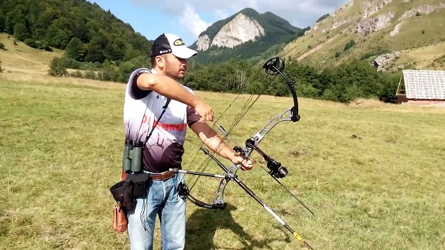 Shooting OK Archery DST40 compound bow 04