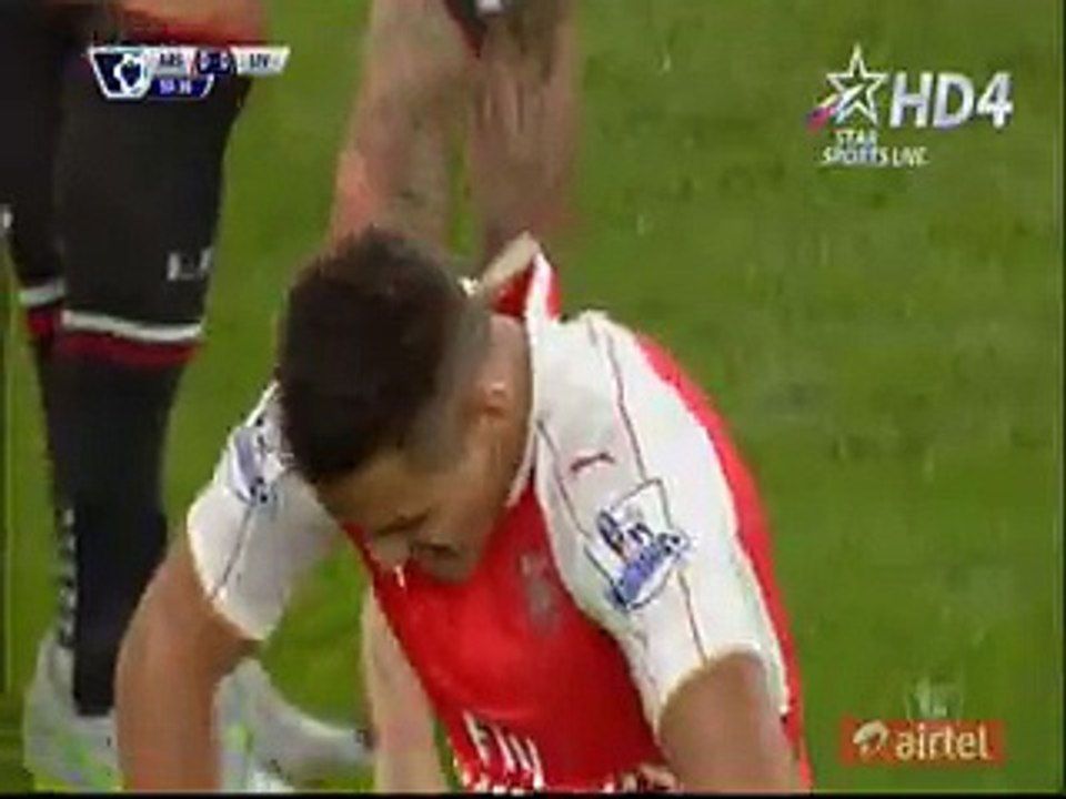 Alexis Sanchez Great Miss (HD) -Arsenal Vs. Liverpool - EPL 24.08.2015