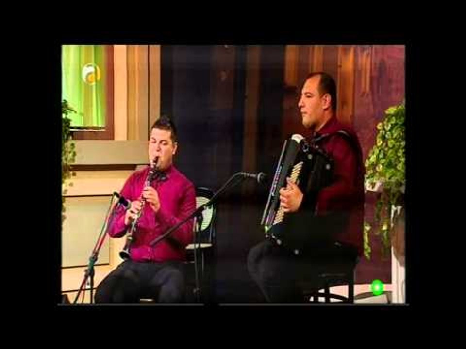 Amajlija Bend-Skopje - Oj Vardare Makedonski