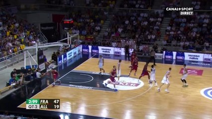 Le shoot au buzzer à 10m de Nicolas Batum