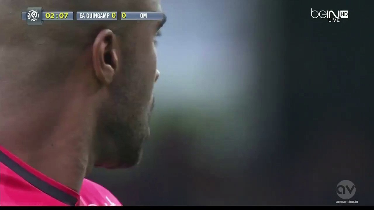 Steve Mandanda Amazing Penalty Save - Guingamp v. Olympique Marseille - 28.08.2015 HD