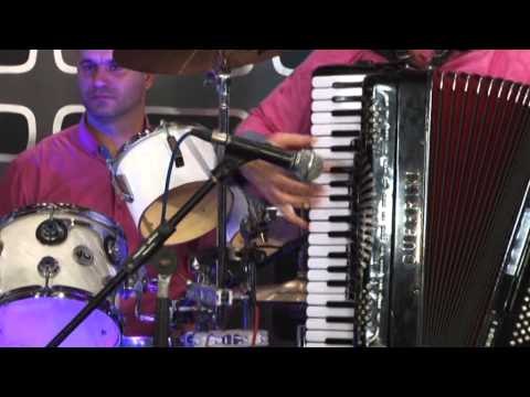 Edna pesna jas da zapeam - Dusko Gorgievski i Tata Mata