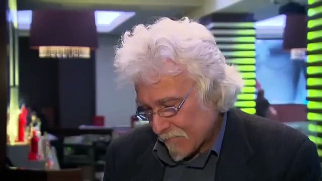 Flüchtlinge Das Geschäft mit der Hoffnung (dossier.at/Talk im Hangar-7)