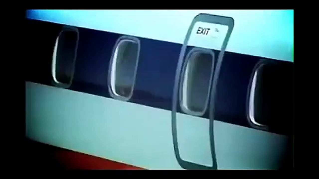 Joey Diaz "Sings 'The Warning' by The Notorious B.I.G" ON A PLANE!!!