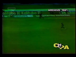 Jesus Cardenas - (Gol contra Aucas 1981)