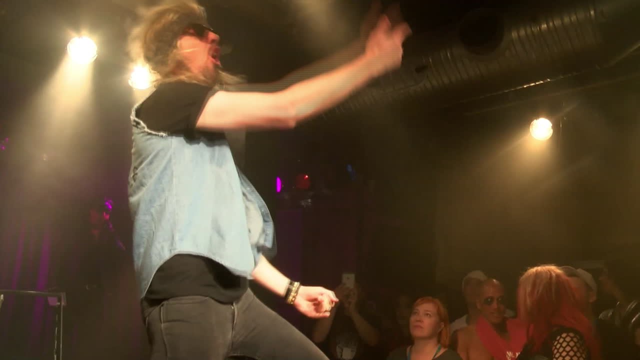 Luftgitarren-WM: Vorrunden laufen